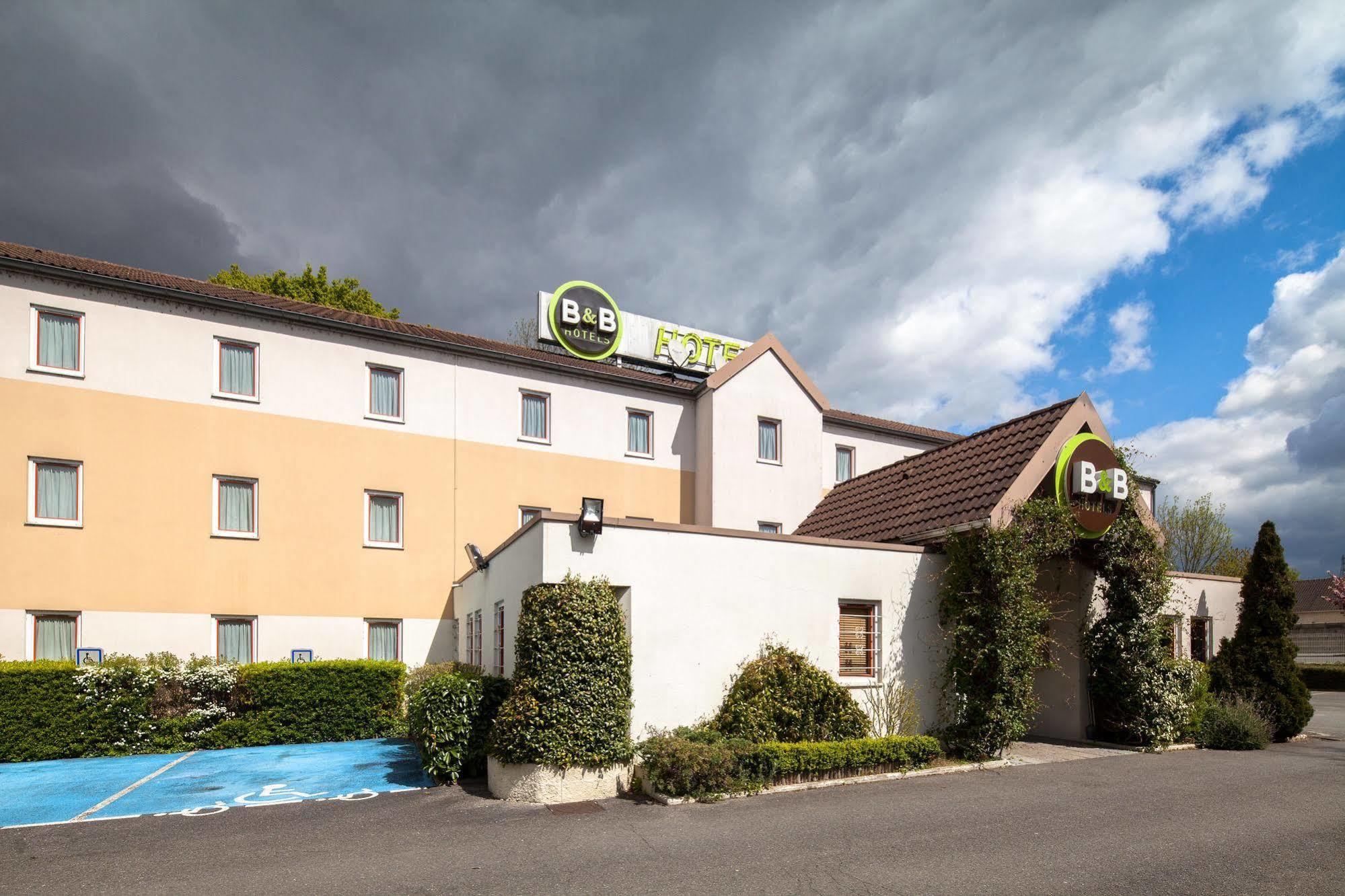 B&B Hotel Saint-Michel Sur Orge Exteriör bild